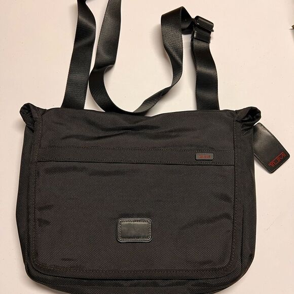 TUMI Black Messenger Bag - Picture 10 of 14
